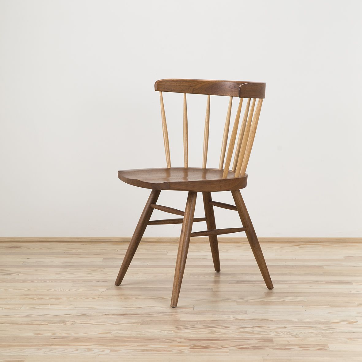 Silla Nakashima Expo - Knoll
