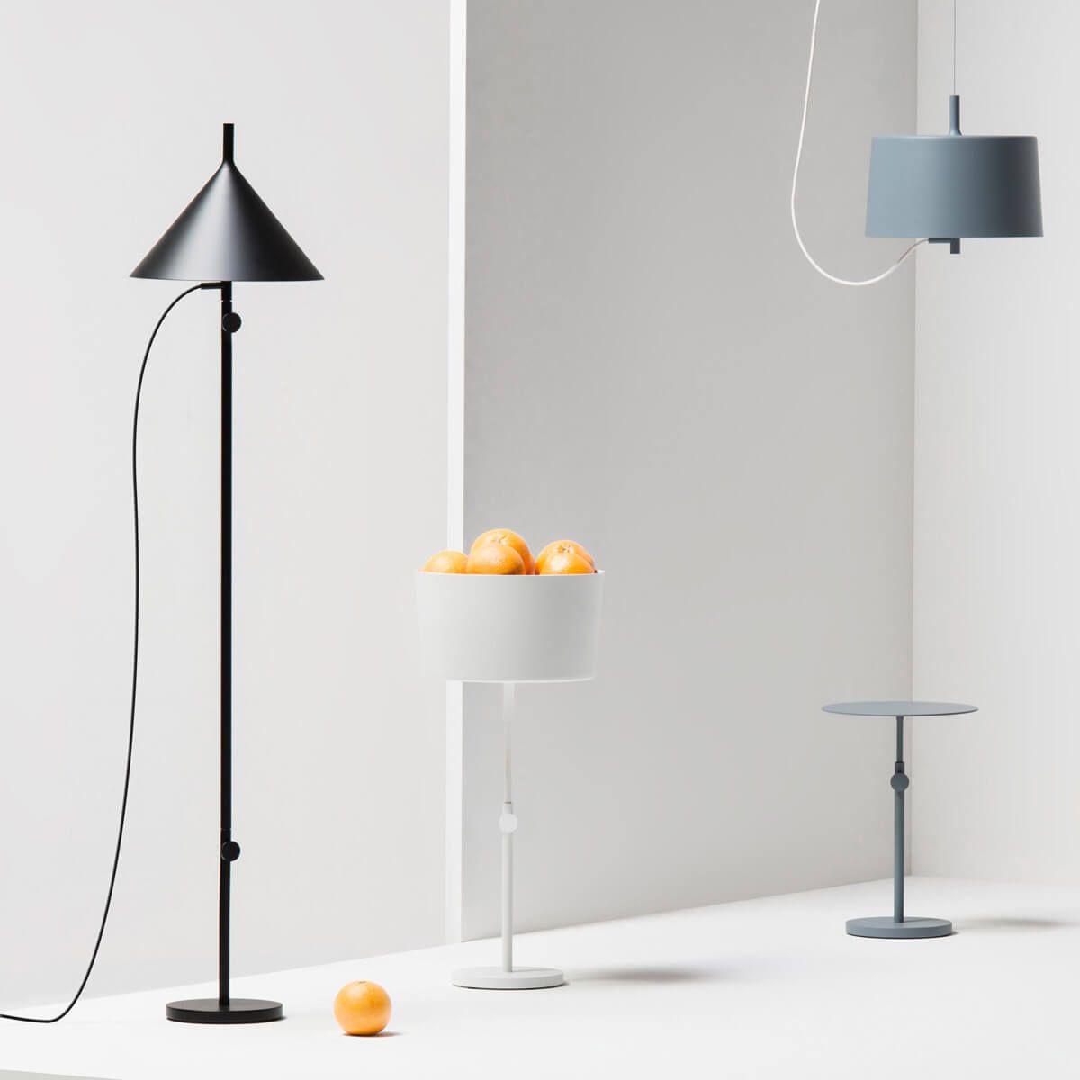 Lámpara de pie W132 Nendo - Wästberg