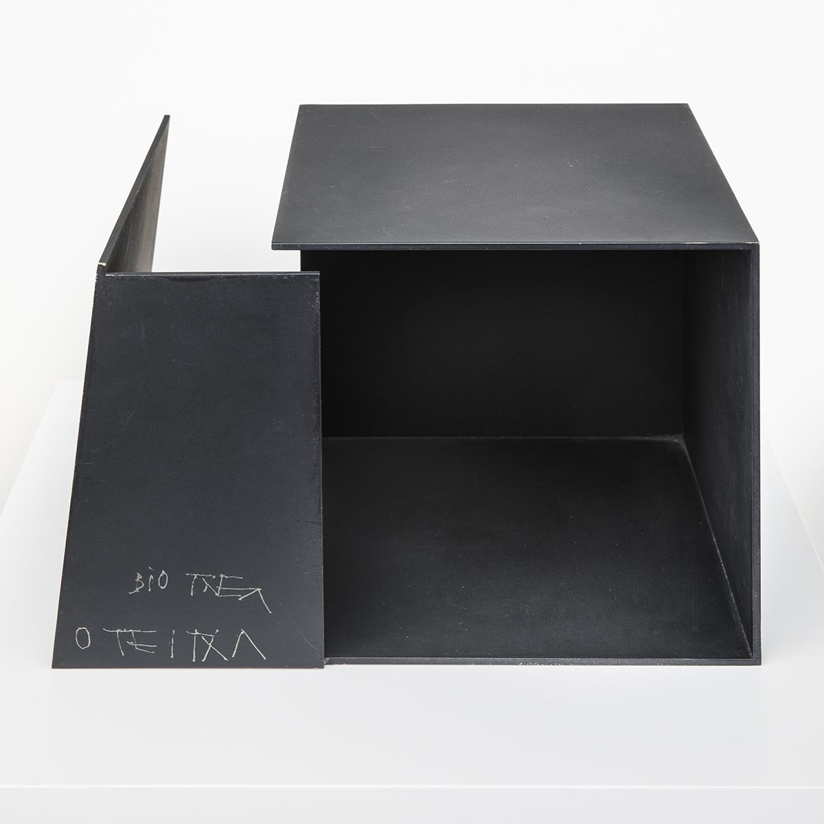 Caja metafísica Jorge Oteiza Escultura Caja Metafísica Homenaje a Fray Angélico