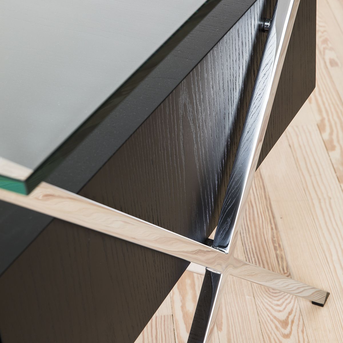 Escritorio Albini Mini Desk diseñado por Franco Albini - Knoll