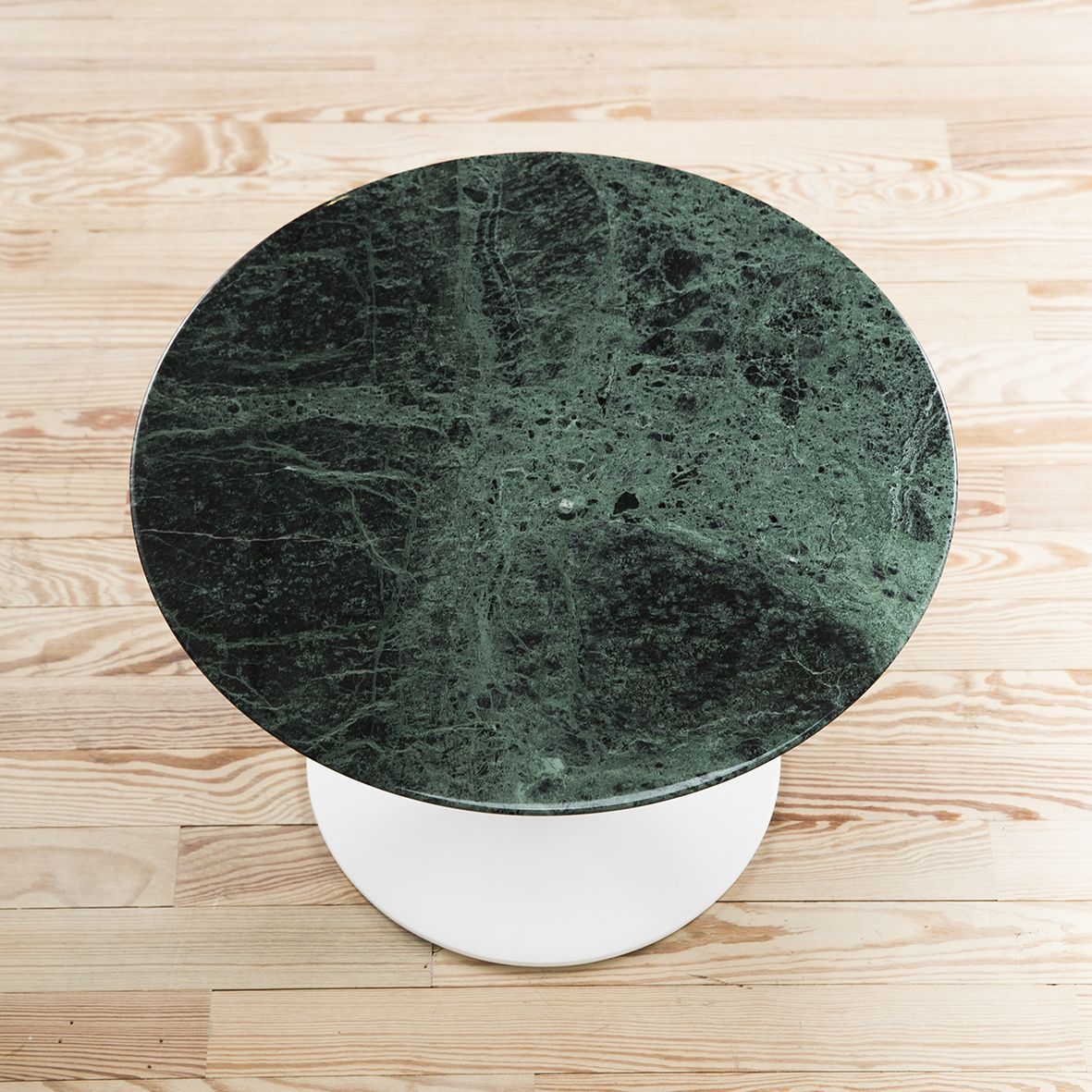 Mesa Coffee Saarinen - Knoll