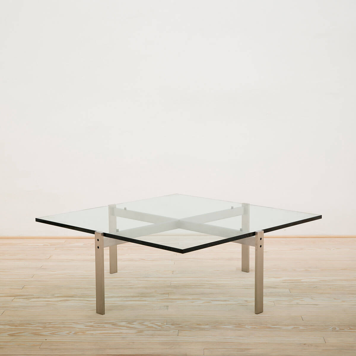 Mesa PK65 - Fritz Hansen Mesa PK65 - Fritz Hansen