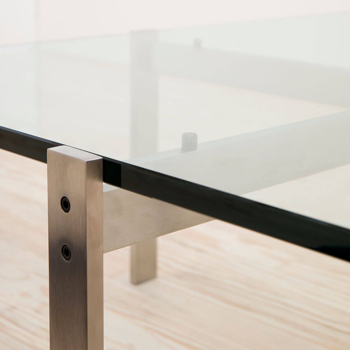 Mesa PK65 - Fritz Hansen Mesa PK65 - Fritz Hansen