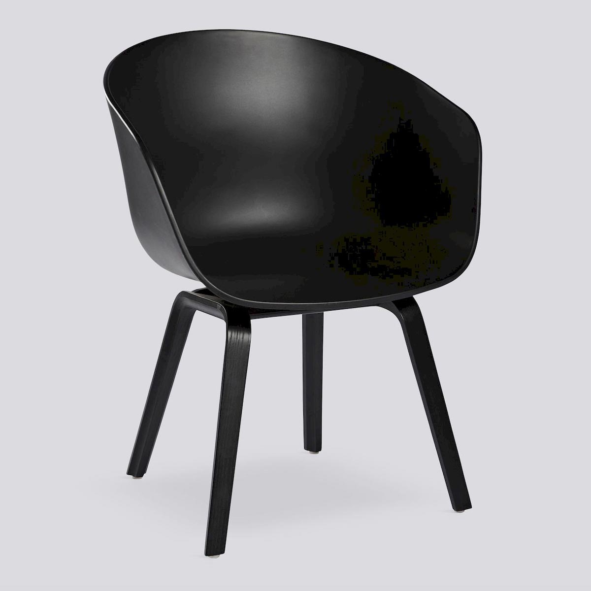 Silla AAC 42 Roble teñido negro - HAY Silla AAC 42 Roble teñido negro - HAY