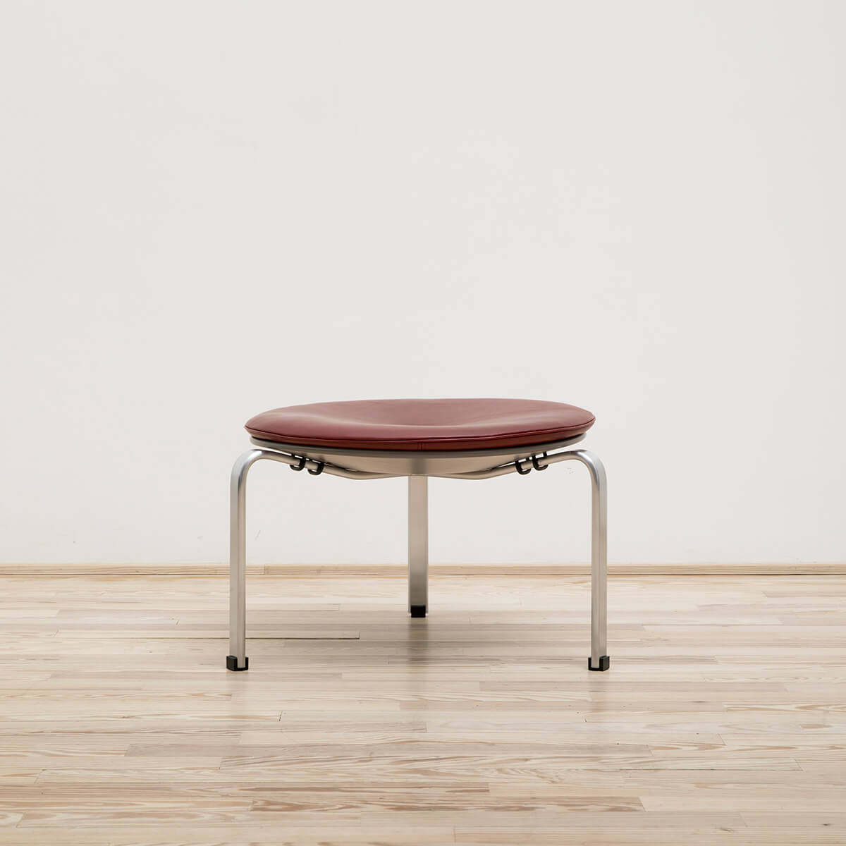 Taburete PK33 Stock - Fritz Hansen