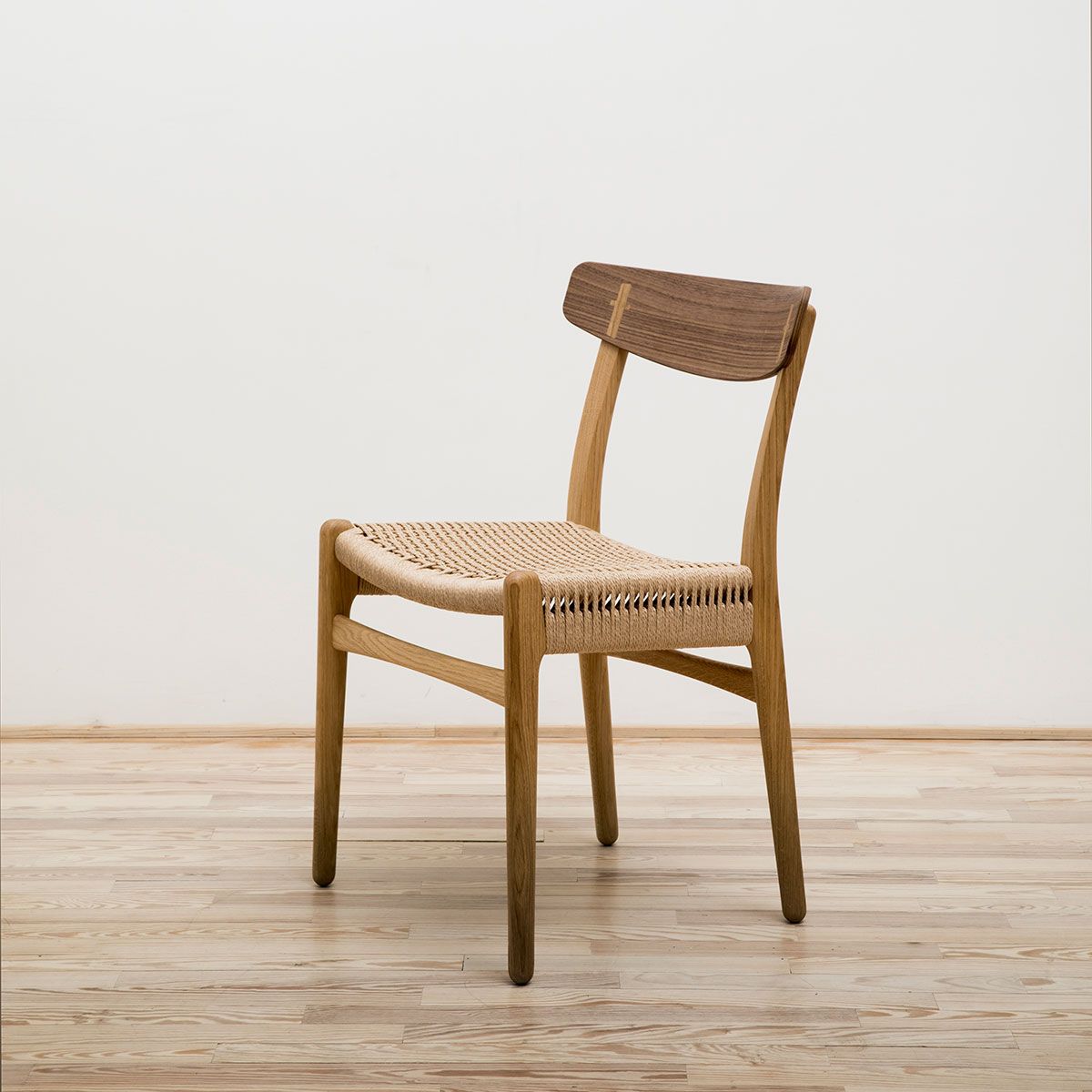 Silla CH23 Roble/Nogal - Carl Hansen