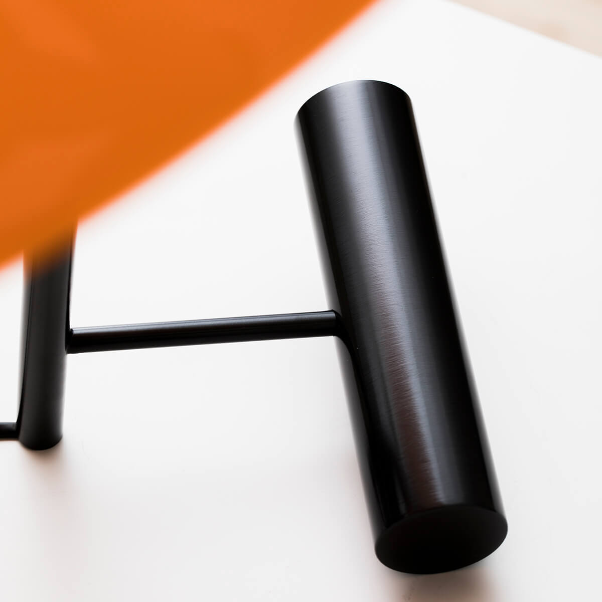 Lámpara MOD. 548 Naranja Stock - Flos Lámpara MOD. 548 Naranja Stock - Flos