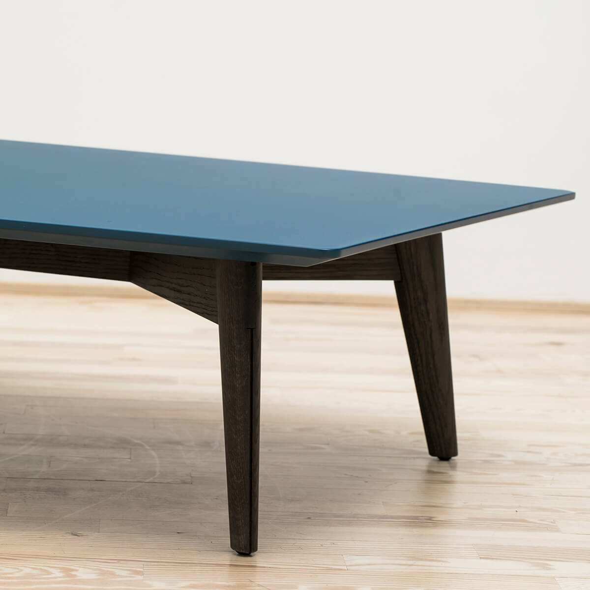 Mesa auxiliar Bigger Stock - Poliform Mesa auxiliar Bigger Stock - Poliform