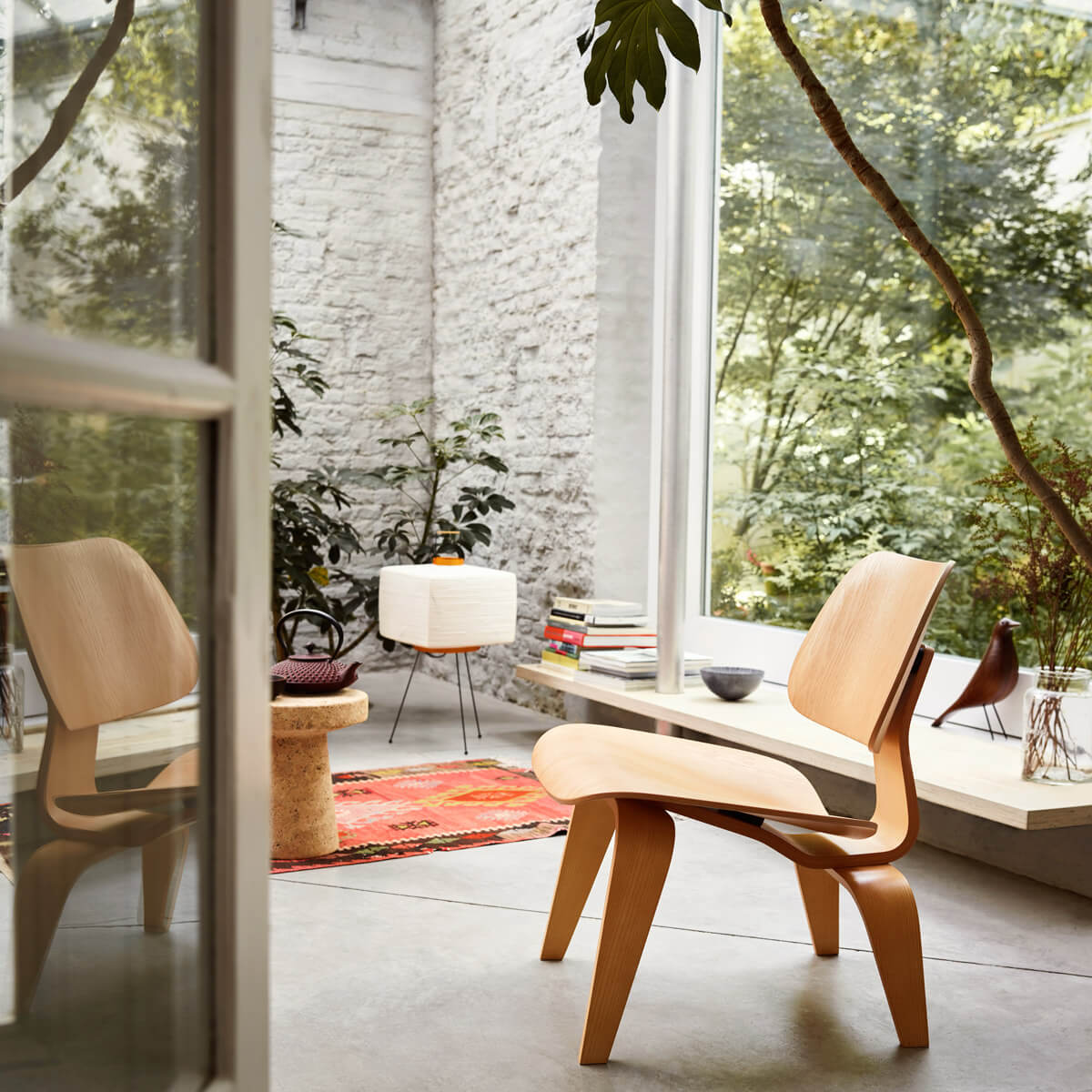 Eames House Bird nogal - Vitra