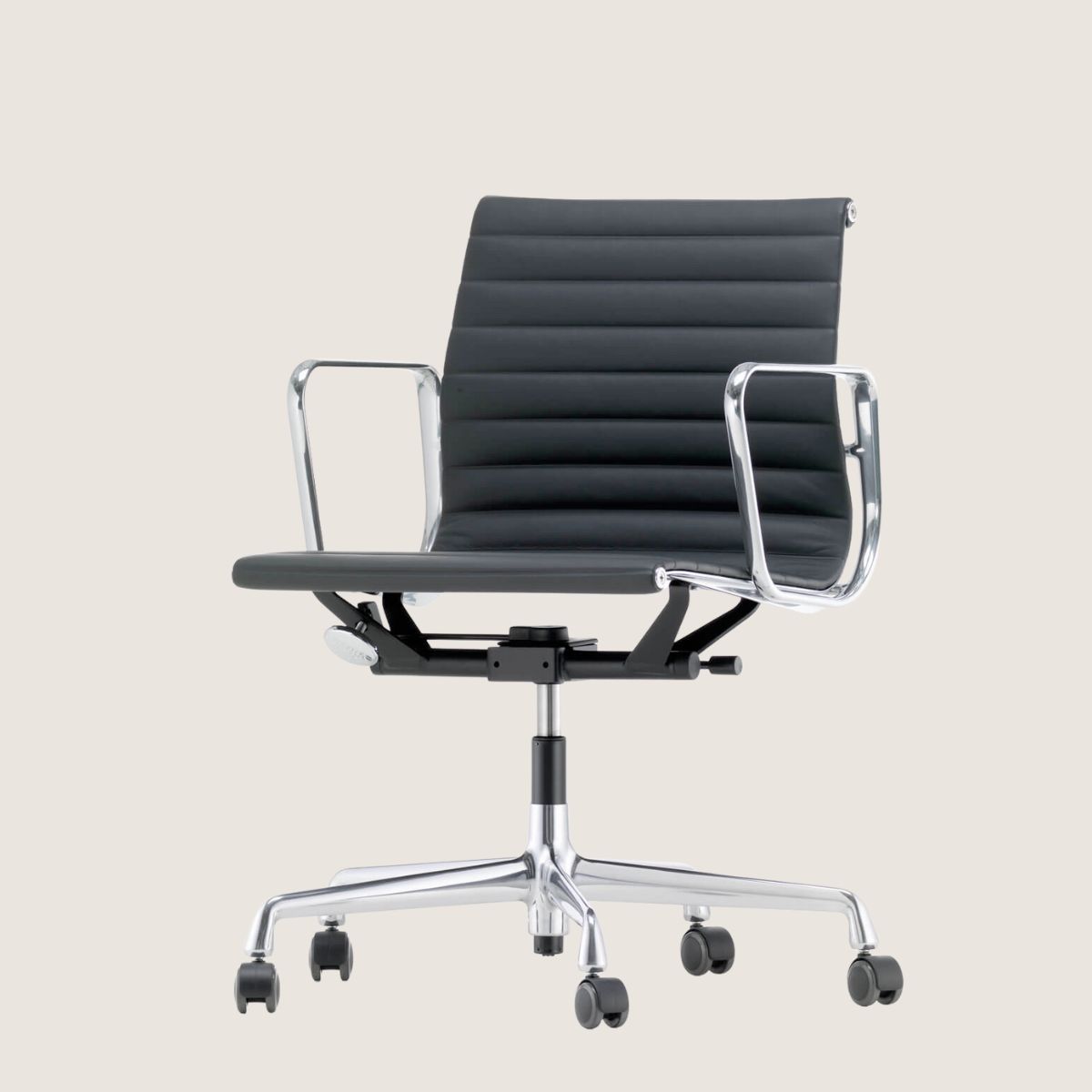 Silla Aluminium Chair EA 117 Piel - Vitra