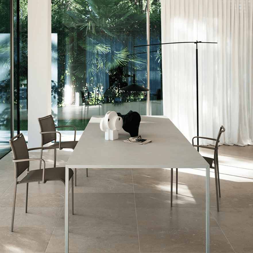 Mesa 25 240cm Resina blanca - Desalto