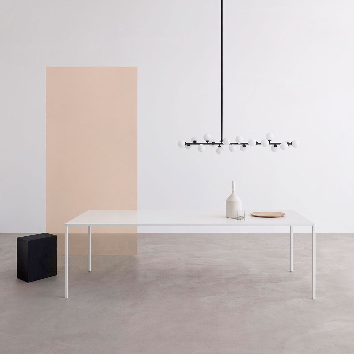 Mesa 25 240 cm Resina blanca - Desalto