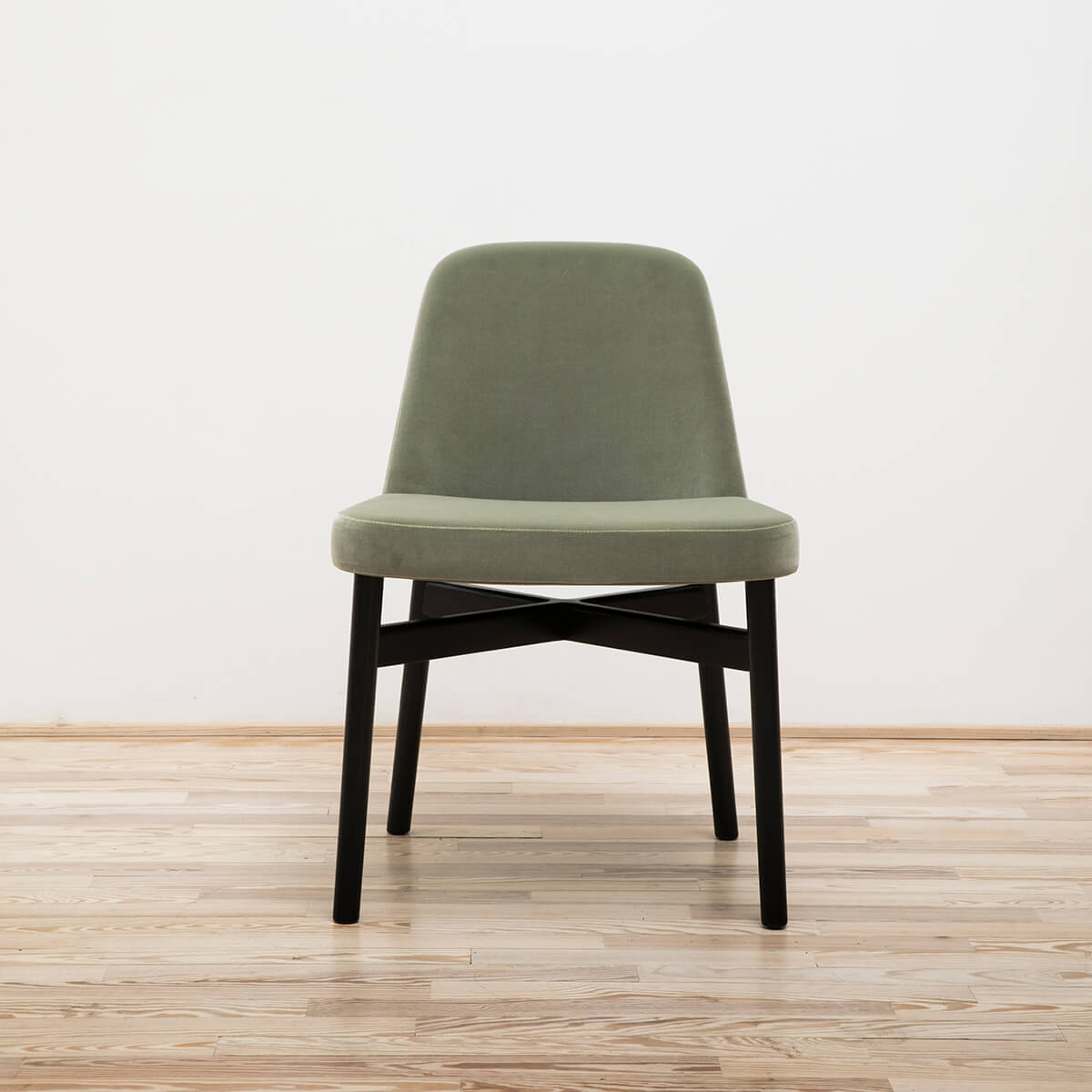 Silla Krusin 016 Stock - Knoll Silla Krusin 016 Stock - Knoll