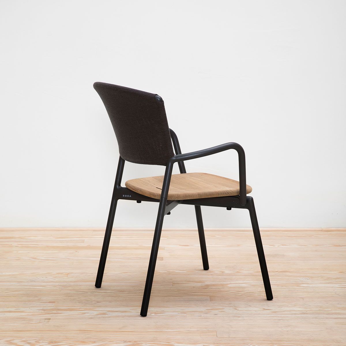 Silla Piper 021 - Roda