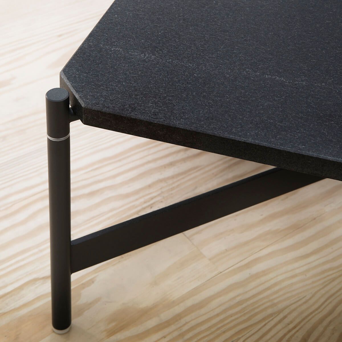 Mesa auxiliar Heron - Paola Lenti