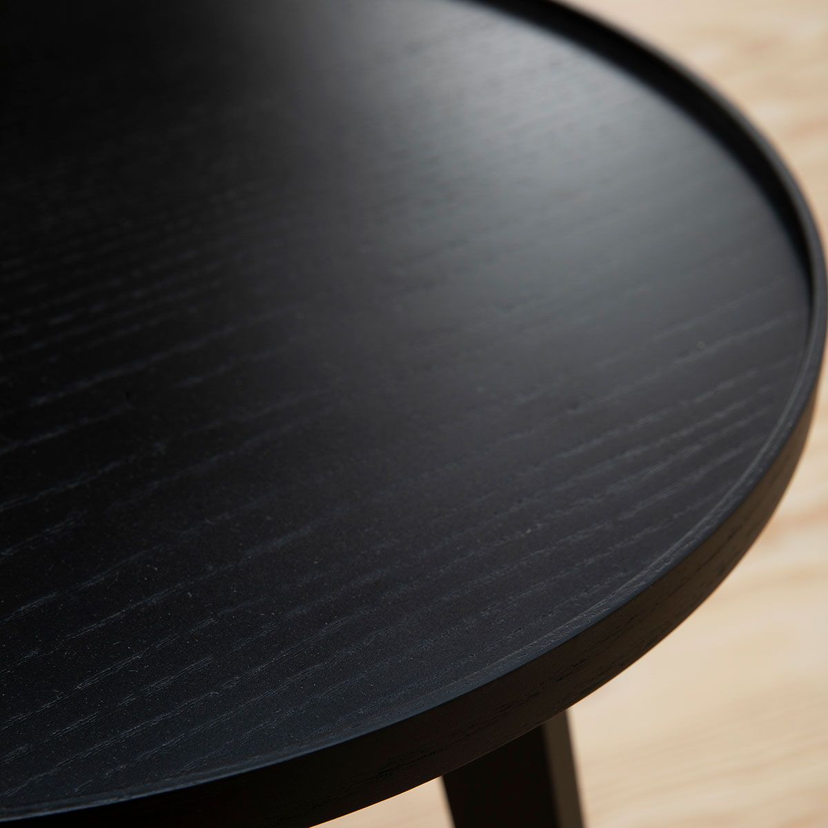 Mesa Cicognino Fresno negro - Cassina