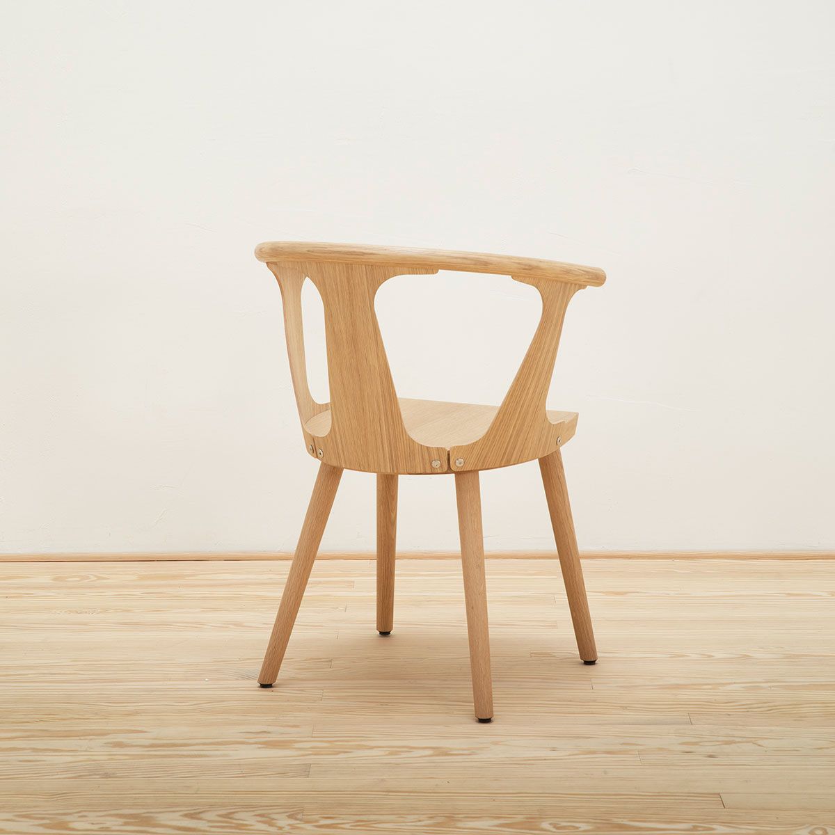 Silla In Between SK1 Roble - &Tradition Silla In Between SK1 Roble - &Tradition