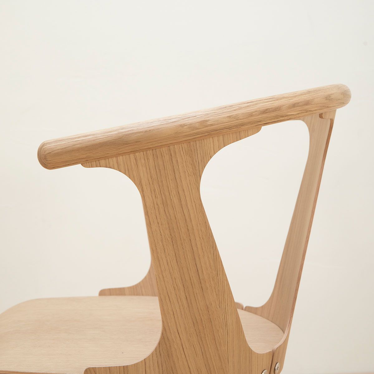 Silla In Between SK1 Roble - &Tradition Silla In Between SK1 Roble - &Tradition