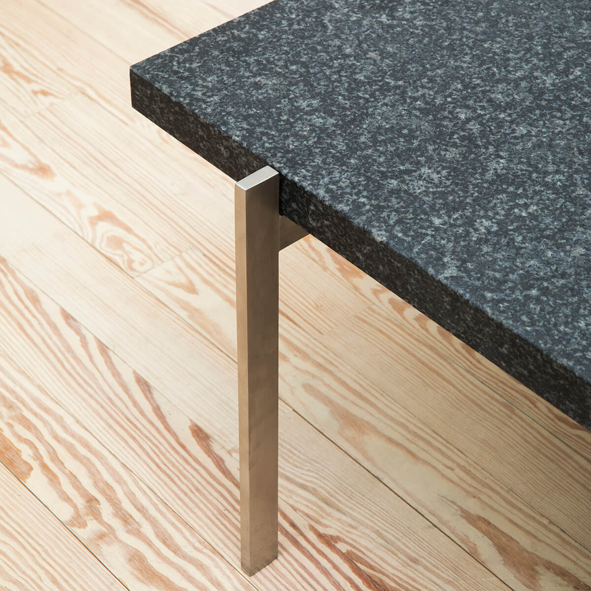 Mesa PK61 - Fritz Hansen Mesa PK61 - Fritz Hansen