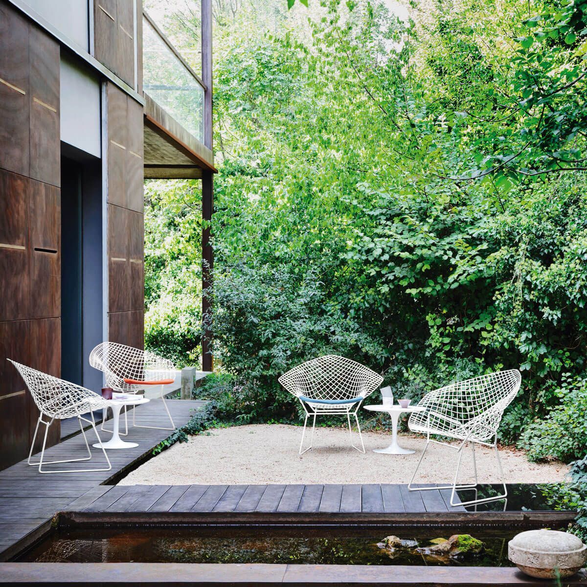 Mesa Auxiliar Tulip Saarinen Exterior 36 - Knoll