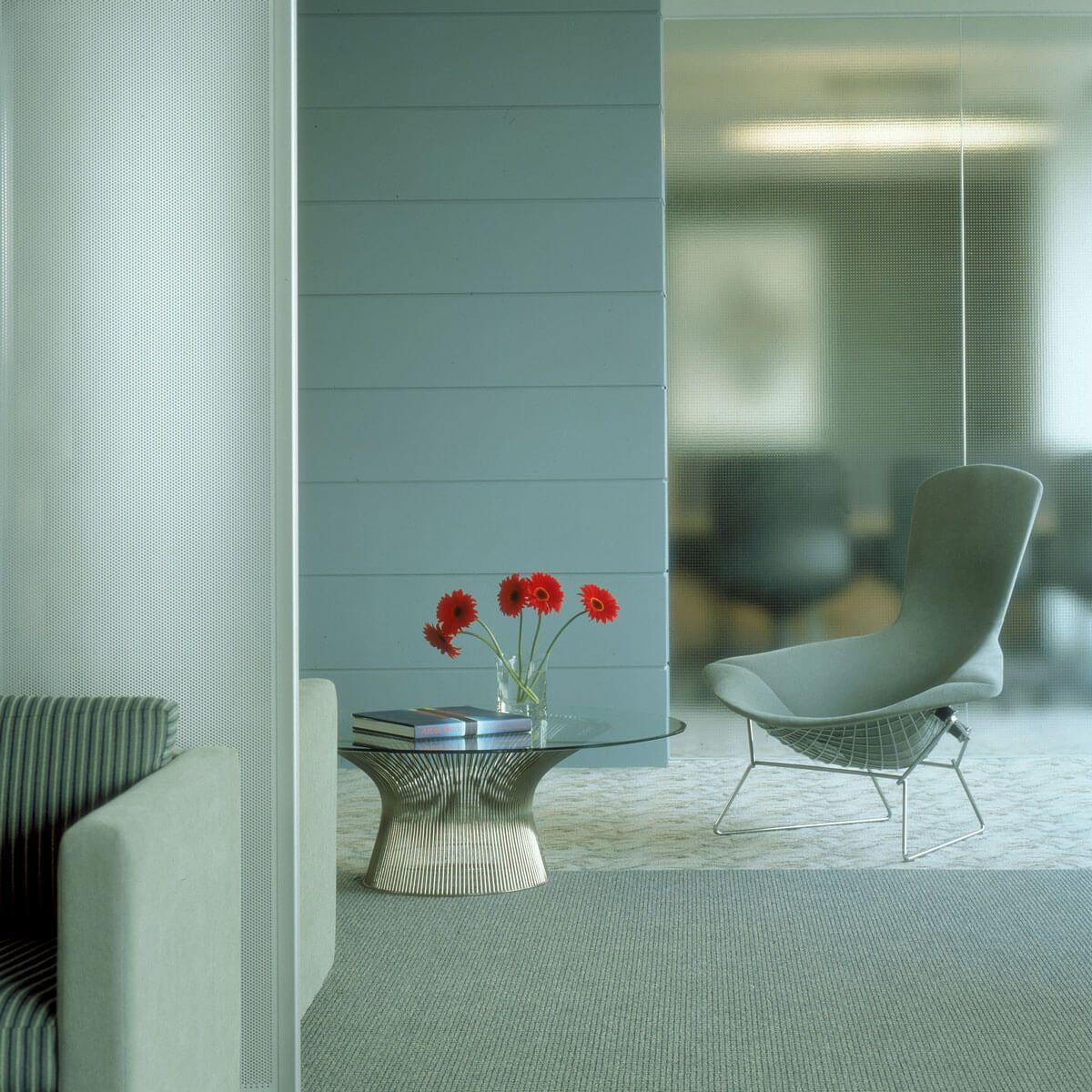 Mesa Coffee Platner 107 - Knoll Mesa Coffee Platner 107 - Knoll