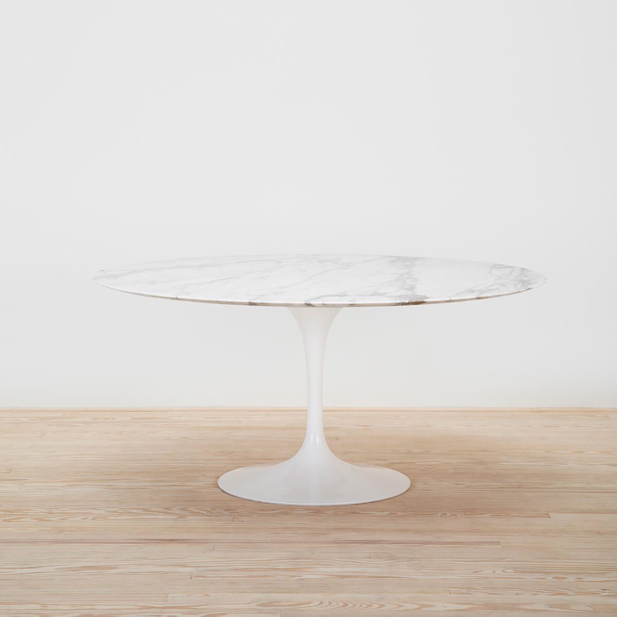 Mesa Tulip Saarinen Round 152 Calacatta - Knoll Mesa Tulip Saarinen Round 152 Calacatta - Knoll (copia)