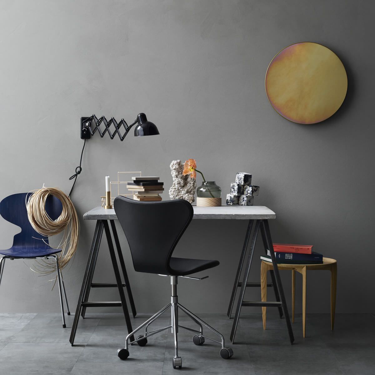 Mesita Tray Table - Fritz Hansen