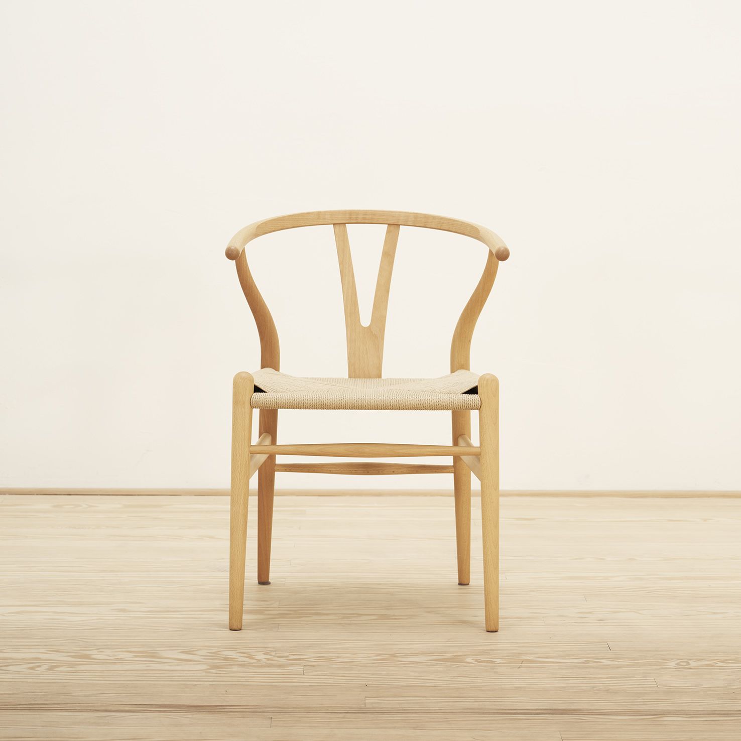 Silla CH24 Haya  - Carl Hansen