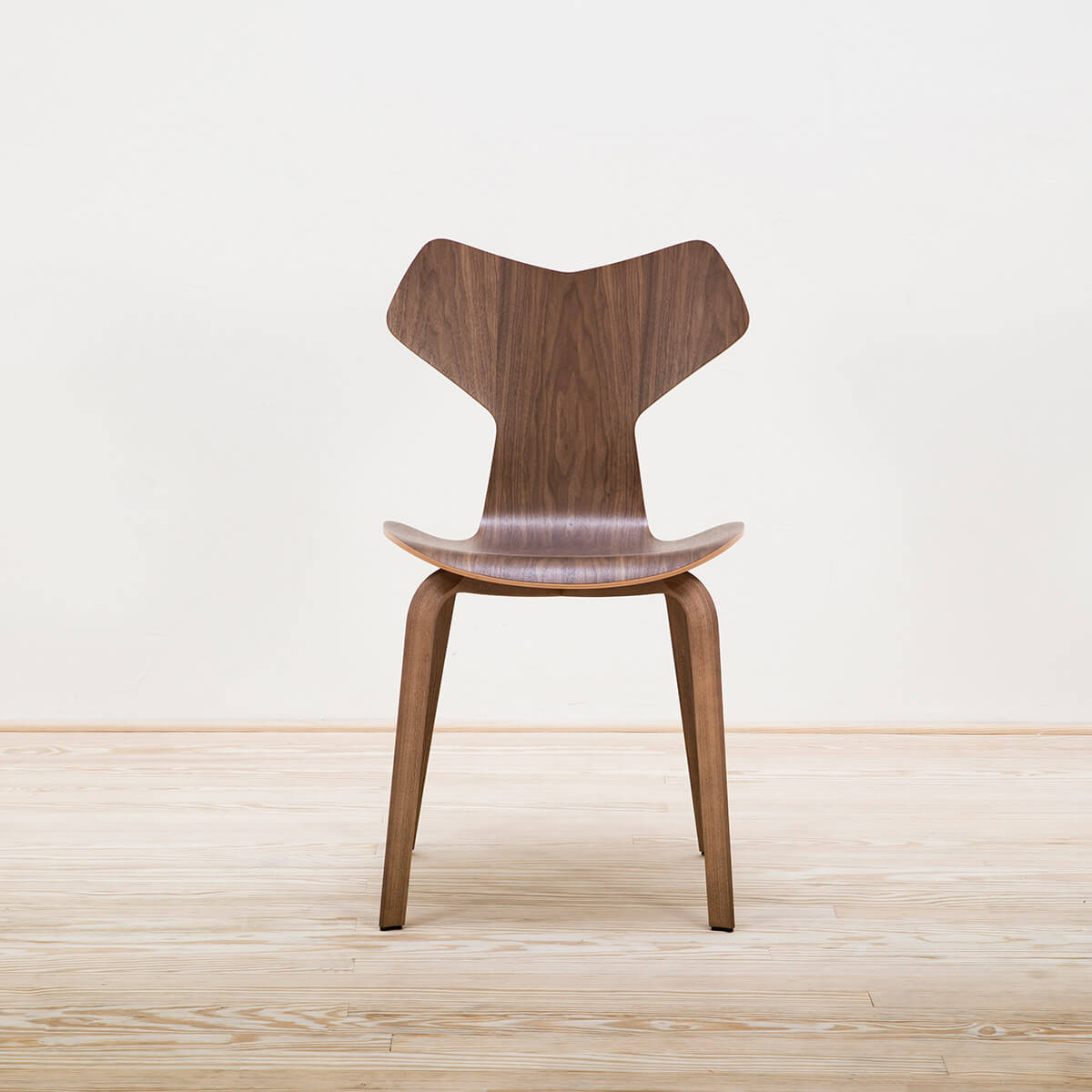 Silla Grand Prix 4130 Nogal - Fritz Hansen