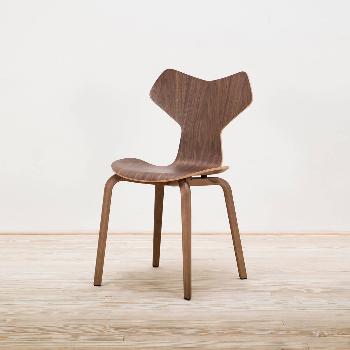 Silla Grand Prix 4130 Nogal - Fritz Hansen