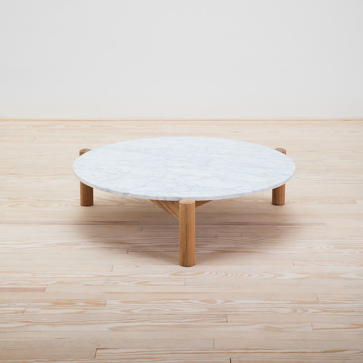 Mesa 535 Table à Plateau Interchangeable baja - Cassina Outdoor