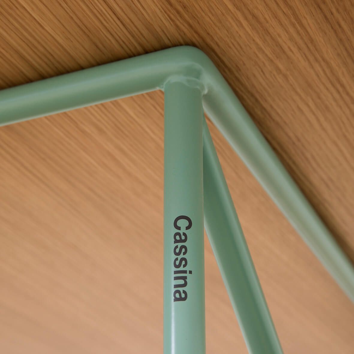 Mesa LC15 verde - Cassina