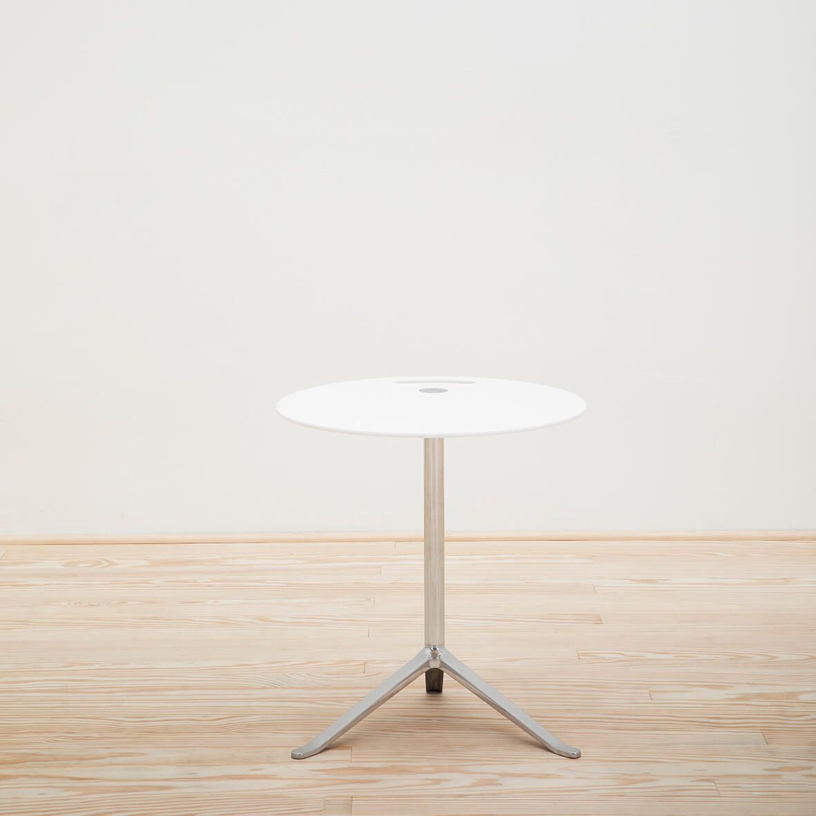 Mesa Little Friend KS11 - Fritz Hansen Mesa Little Friend KS11 - Fritz Hansen