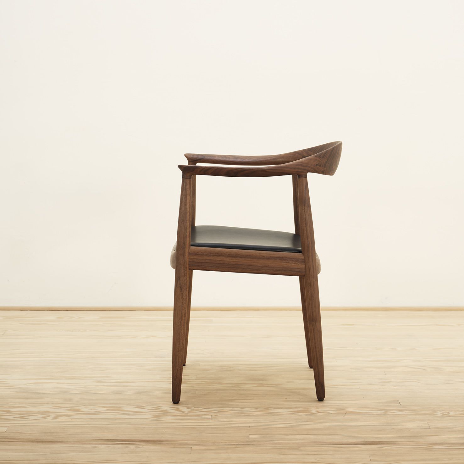 Silla pp503 / The Chair Nogal - PP Møbler