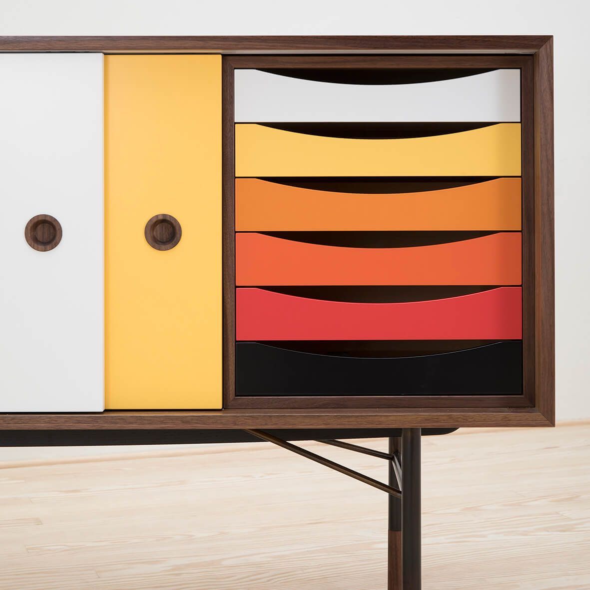 Aparador Sideboard - House of Finn Juhl