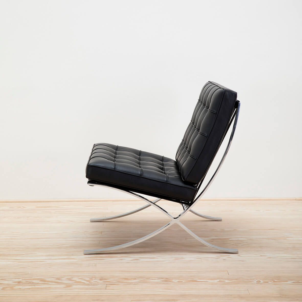 Butaca Barcelona piel negra - Knoll