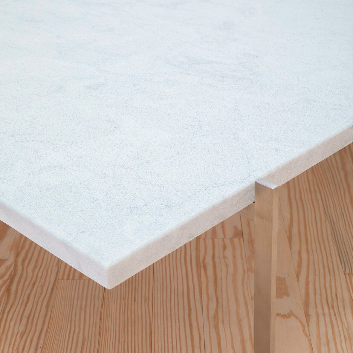 Mesa PK61A mármol blanco - Fritz Hansen