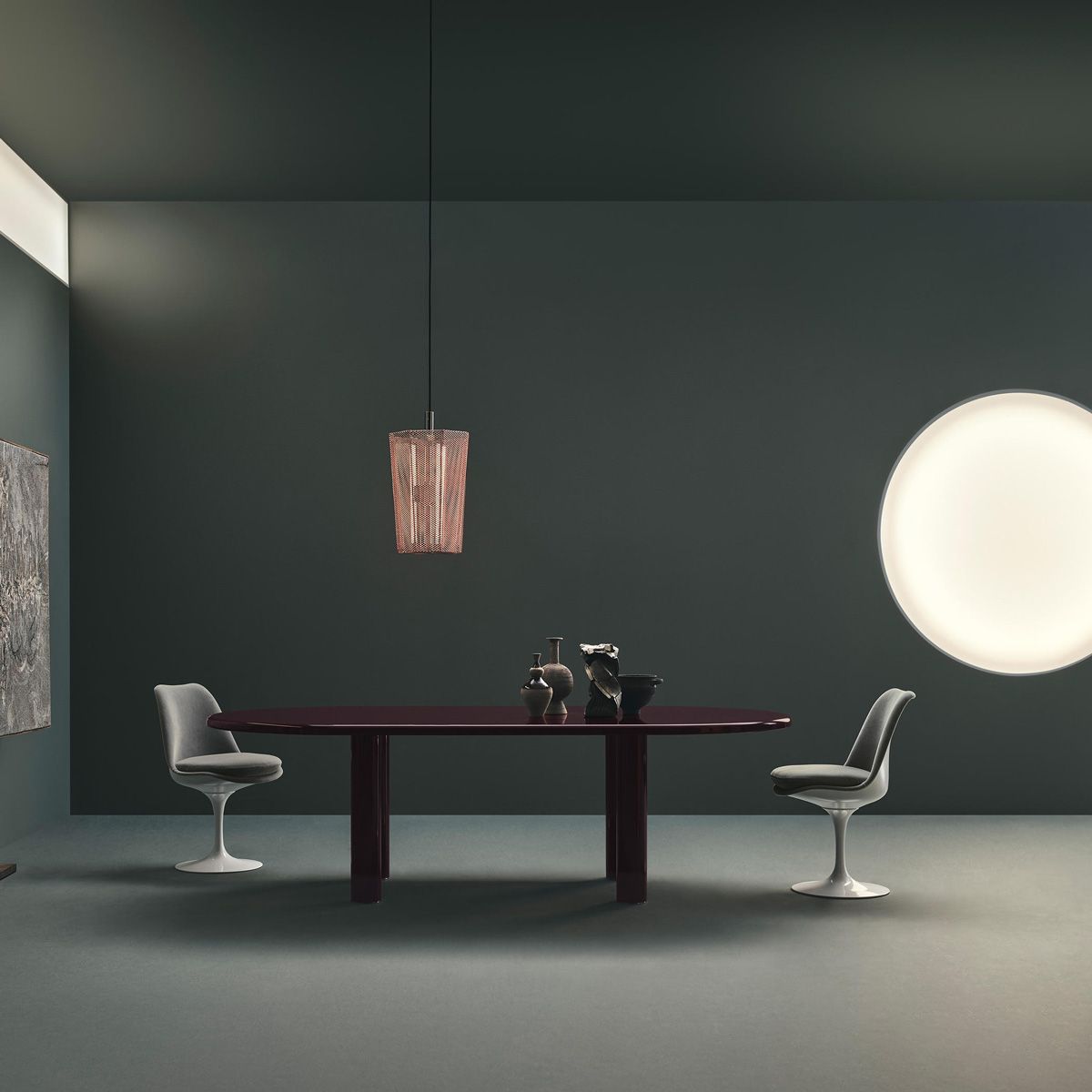 Mesa Smalto oval Dark Aubergine - Knoll Mesa Smalto oval Dark Aubergine - Knoll