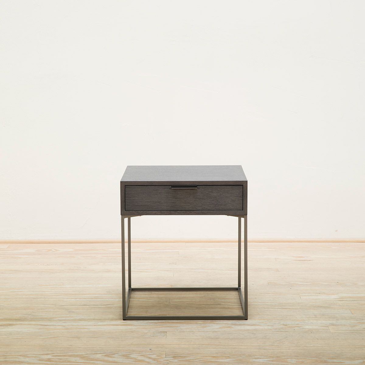 Mesa auxiliar Oscar Roble gris - Zanotta Mesa auxiliar Oscar Roble gris - Zanotta