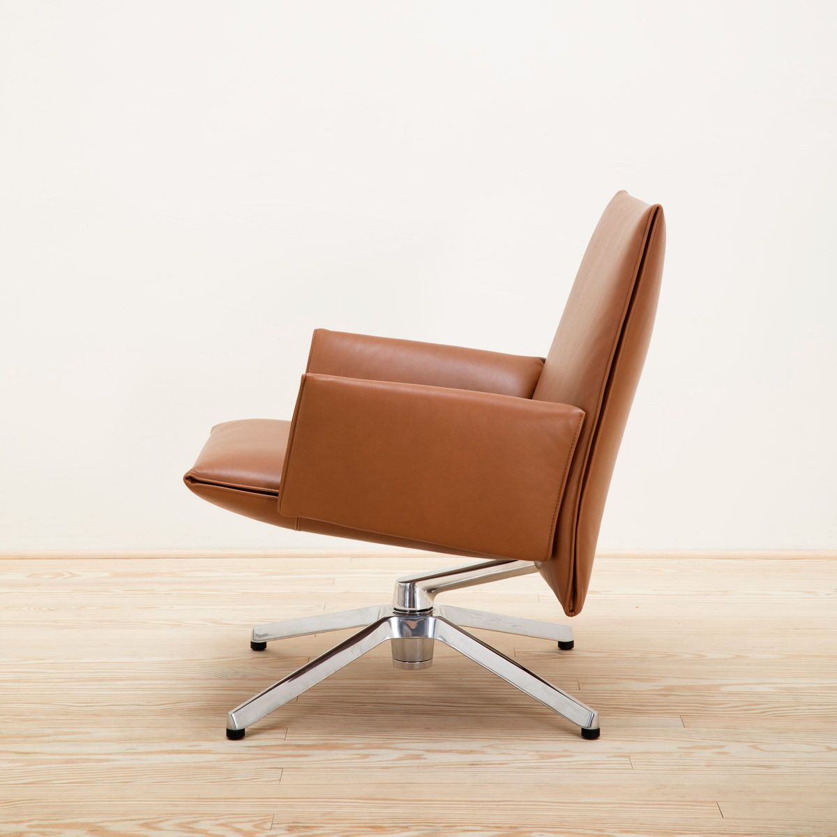 Butaca Pilot Cognac - Knoll