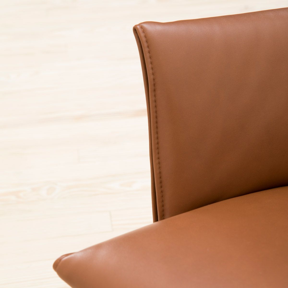 Butaca Pilot Cognac - Knoll