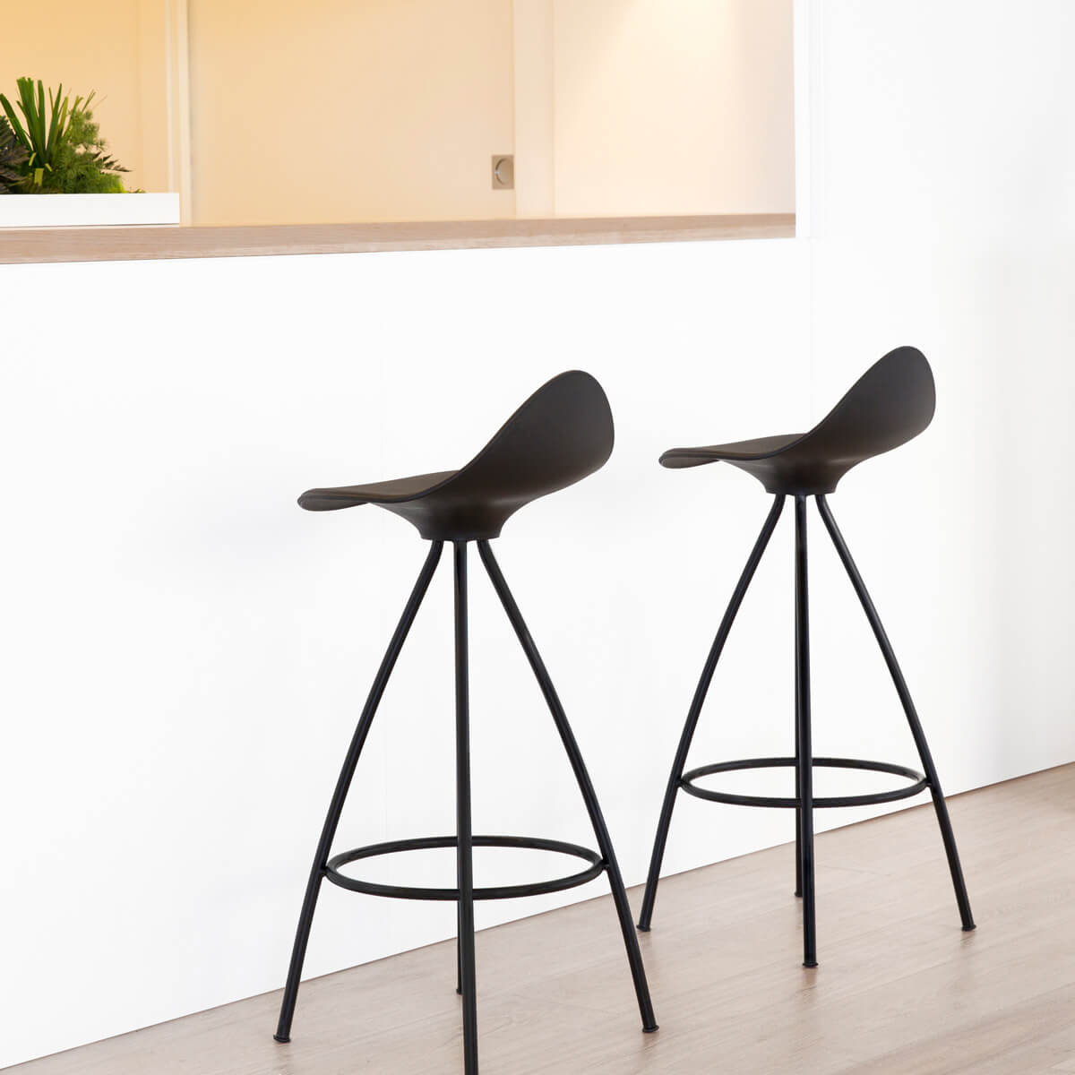 Taburete Onda 66 Negro - Stua
