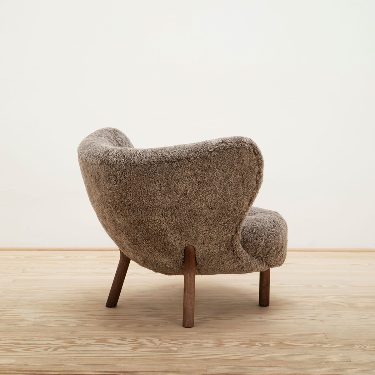 Butaca Little Petra Sheepskin Sahara - &Tradition
