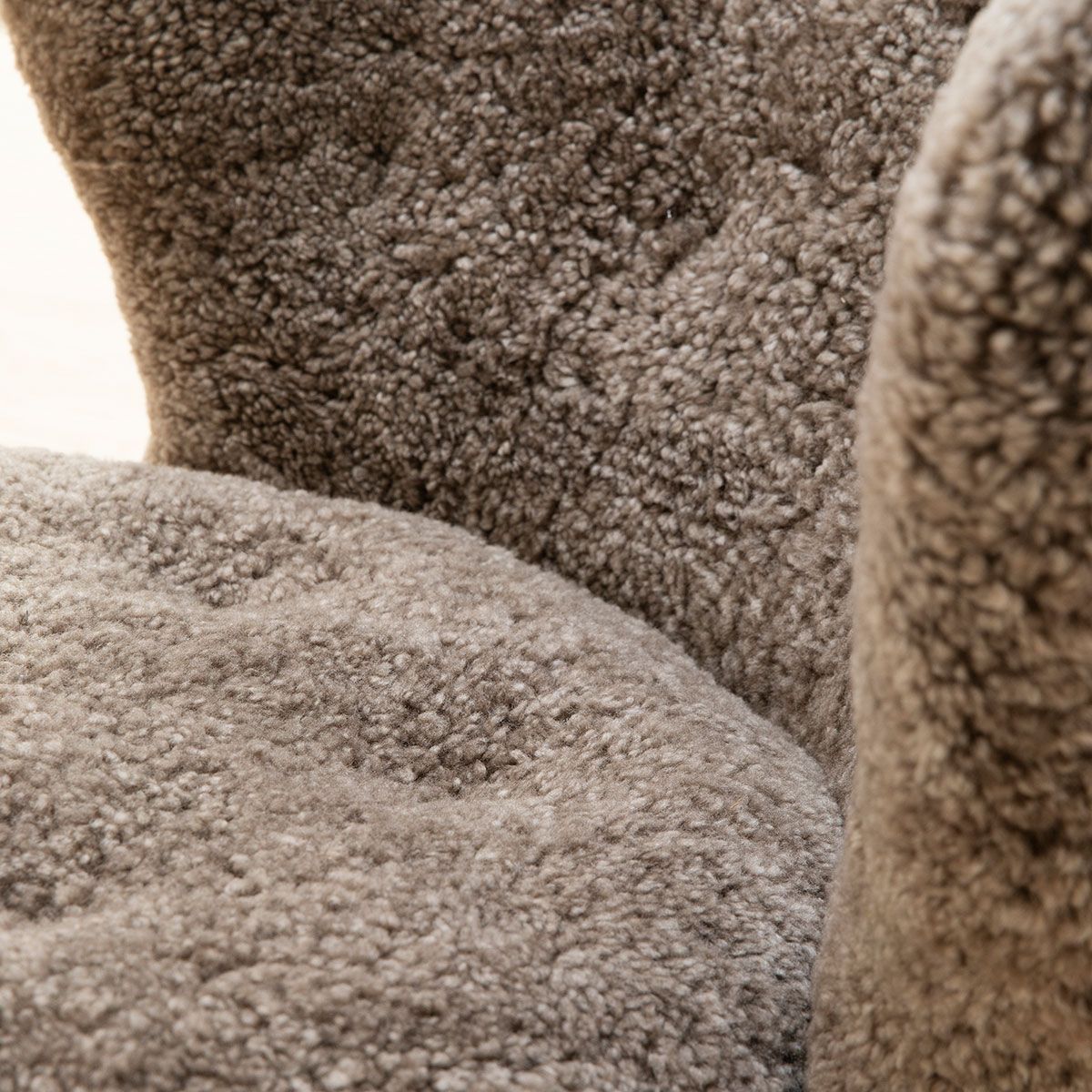 Butaca Little Petra Sheepskin Sahara - &Tradition