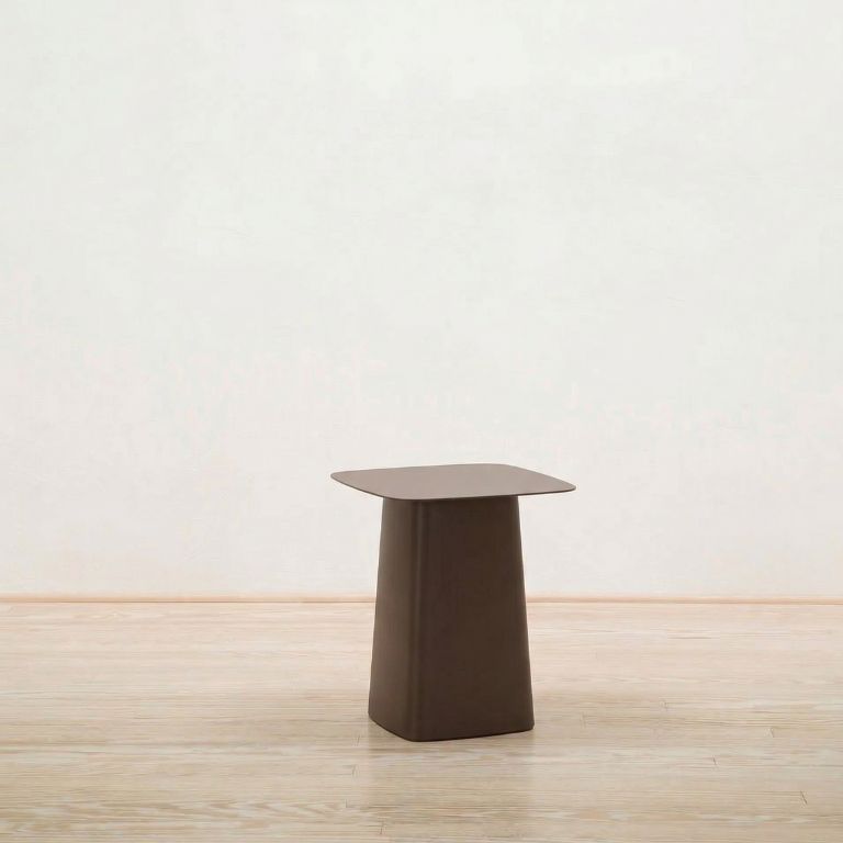Mesa auxiliar Metal Side mediana Chocolate – Vitra Mesa auxiliar Metal Side mediana Chocolate - Vitra