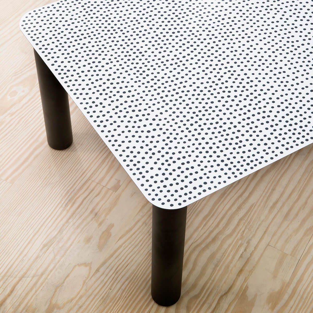 Mesa auxiliar Spotty - Zanotta Mesa auxiliar Spotty - Zanotta