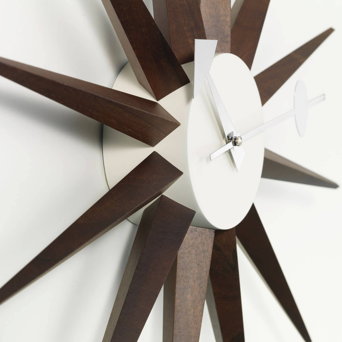 Reloj Sunburst Clock Nogal - Vitra Reloj Sunburst Clock Nogal - Vitra