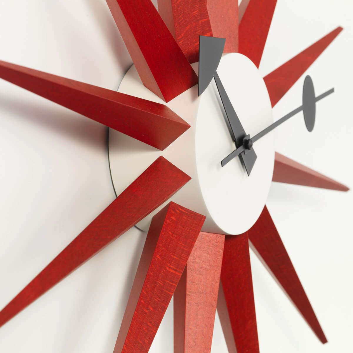 Reloj Sunburst Clock Rojo - Vitra Reloj Sunburst Clock Rojo - Vitra