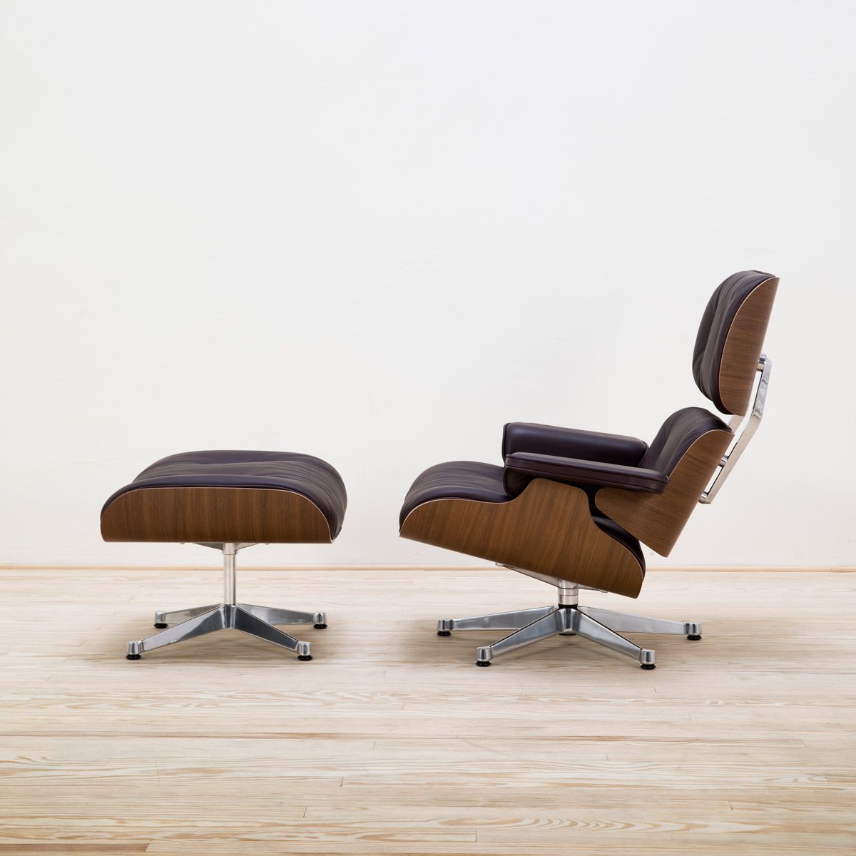 Lounge Chair & Ottoman Nogal/Ciruela - Vitra Lounge Chair & Ottoman Nogal/Ciruela - Vitra
