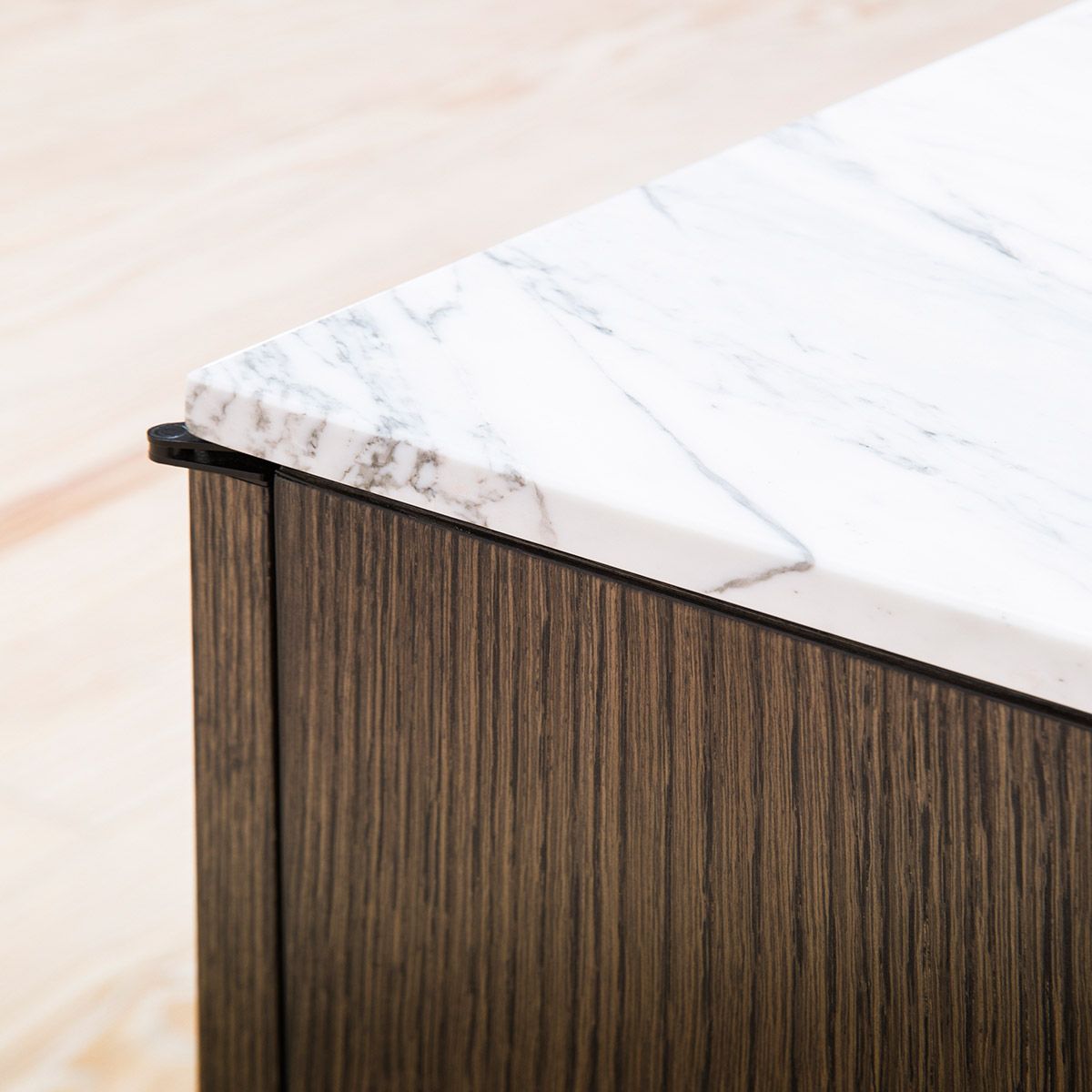 Aparador Florence Credenza - Knoll